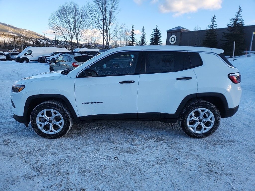 2025 Jeep Compass Sport photo 2