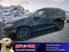 2026 Chrysler Pacifica LIMITED AWD Passenger Van