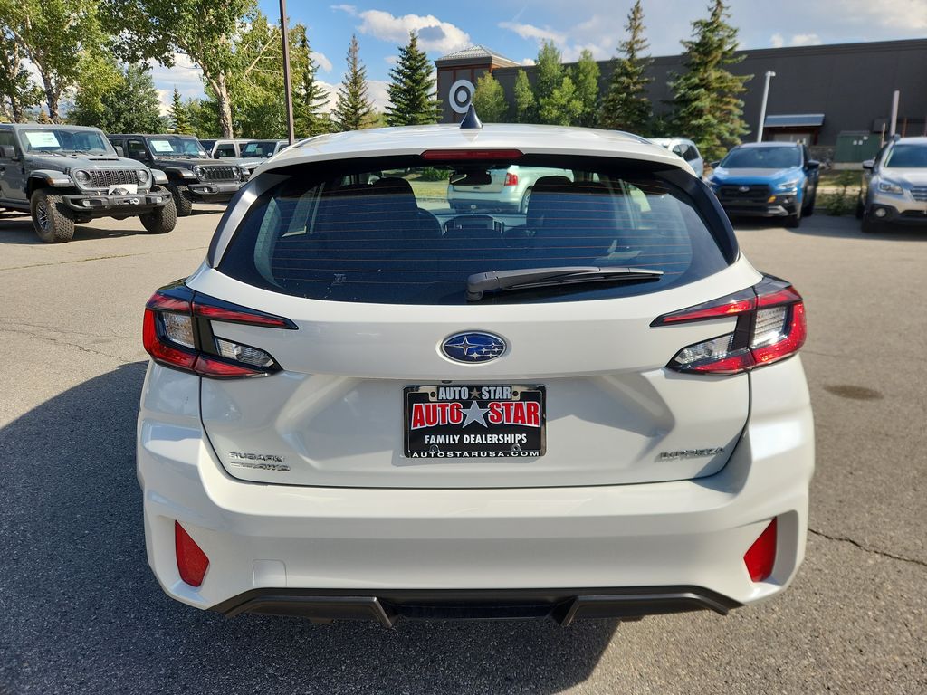 2025 Subaru Impreza Base photo 4