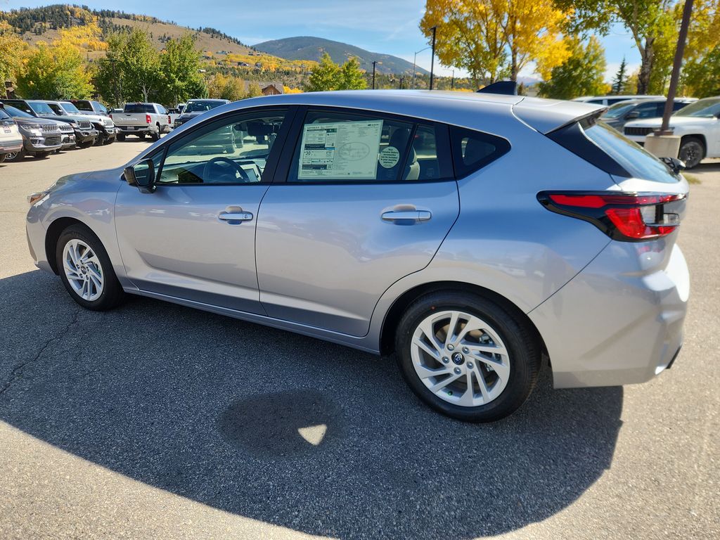 2025 Subaru Impreza Base photo 2