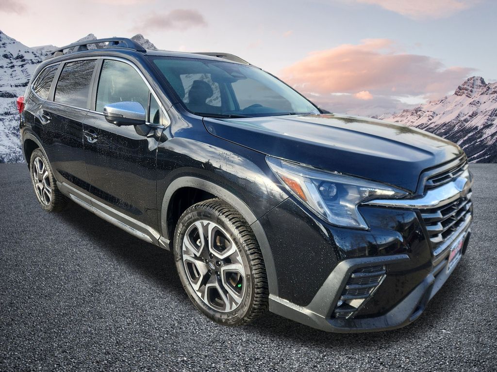 2023 Subaru Ascent Limited's photo