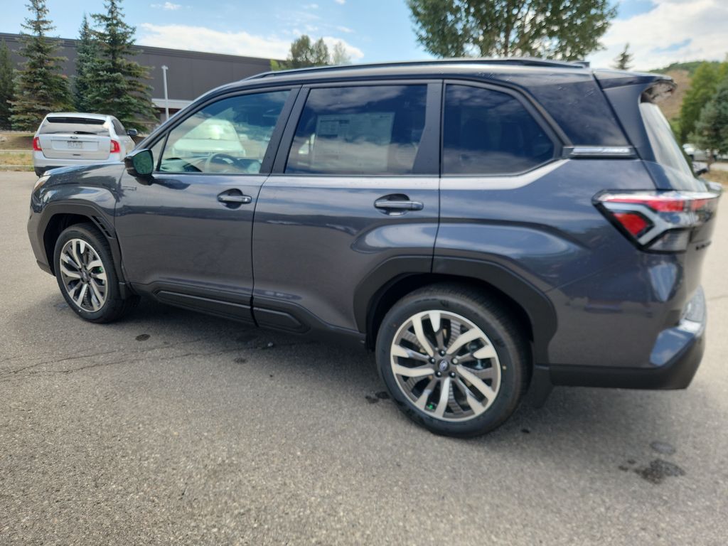 2025 Subaru Forester Touring photo 2