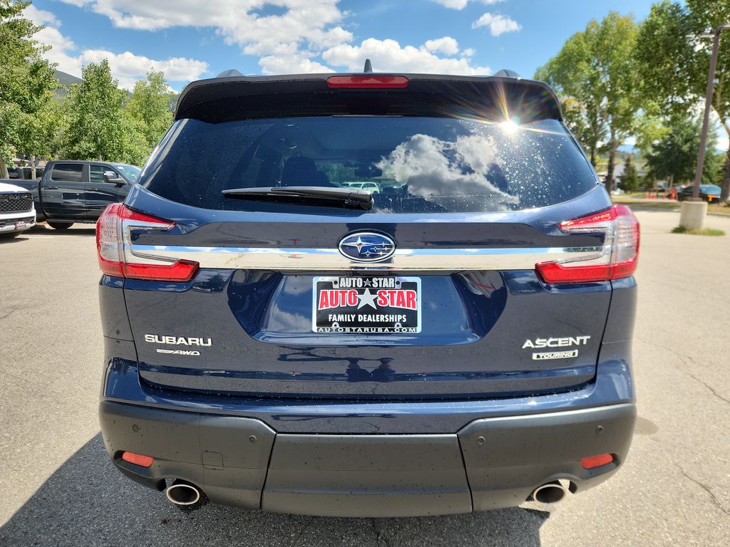 2025 Subaru Ascent Touring photo 4