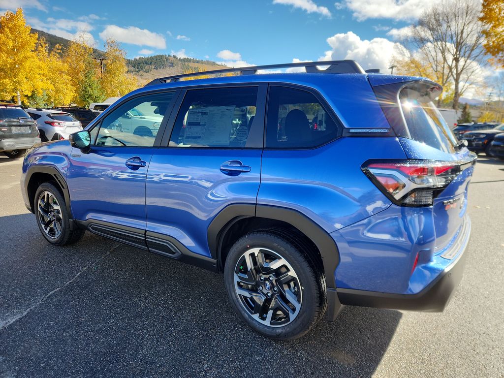 2025 Subaru Forester Limited photo 3