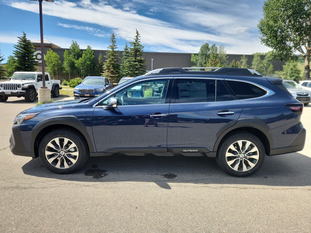 2025 Subaru Outback Touring XT photo 2