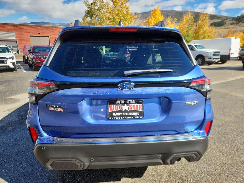 2025 Subaru Forester Limited photo 4