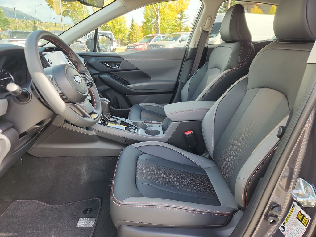 2025 Subaru Crosstrek Limited photo 3