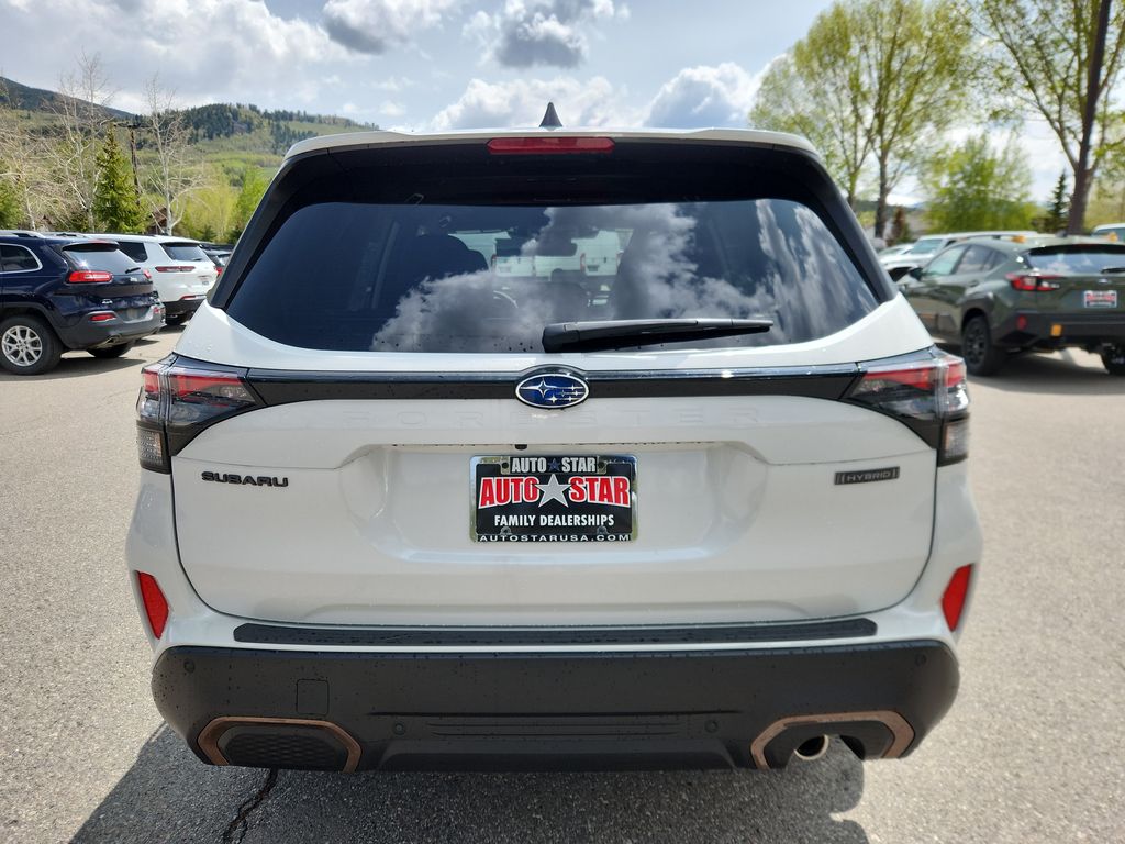 2025 Subaru Forester Sport photo 3