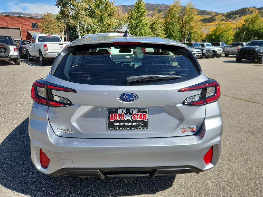 2025 Subaru Impreza Base photo 3