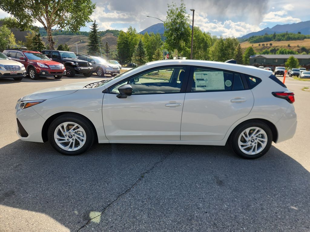 2025 Subaru Impreza Base photo 2