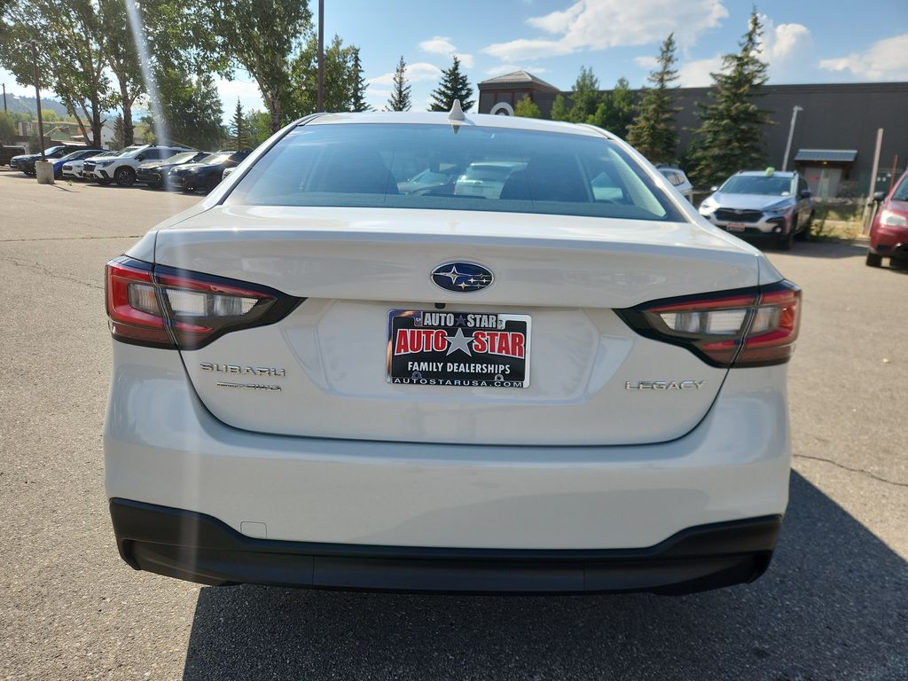 2025 Subaru Legacy Premium photo 3
