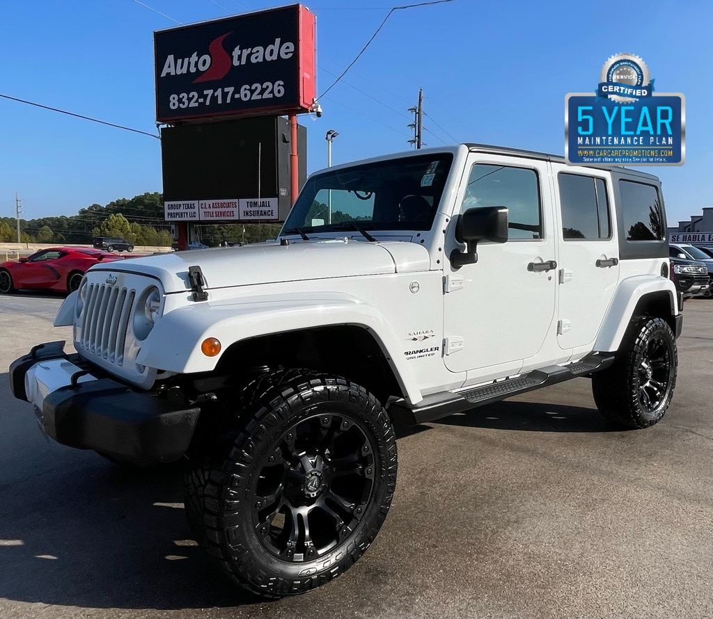 2016 Jeep Wrangler Unlimited Sahara's photo