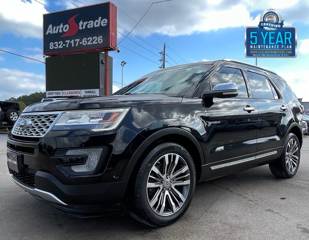 2017 Ford Explorer Platinum's photo