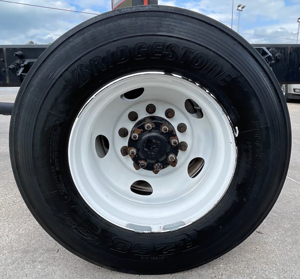 2018 Ford F-750 - Photo 12