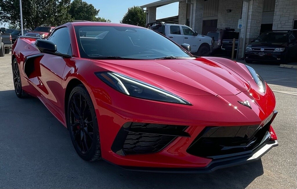 2024 Chevrolet Corvette Stingray 1LT photo 2