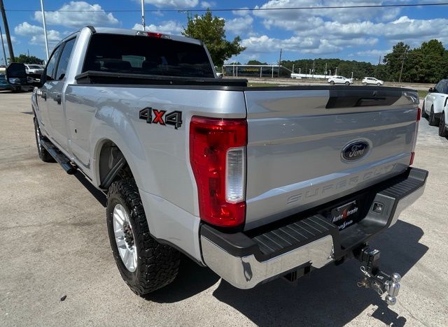 2019 Ford F-250 Super Duty XLT - Photo 6