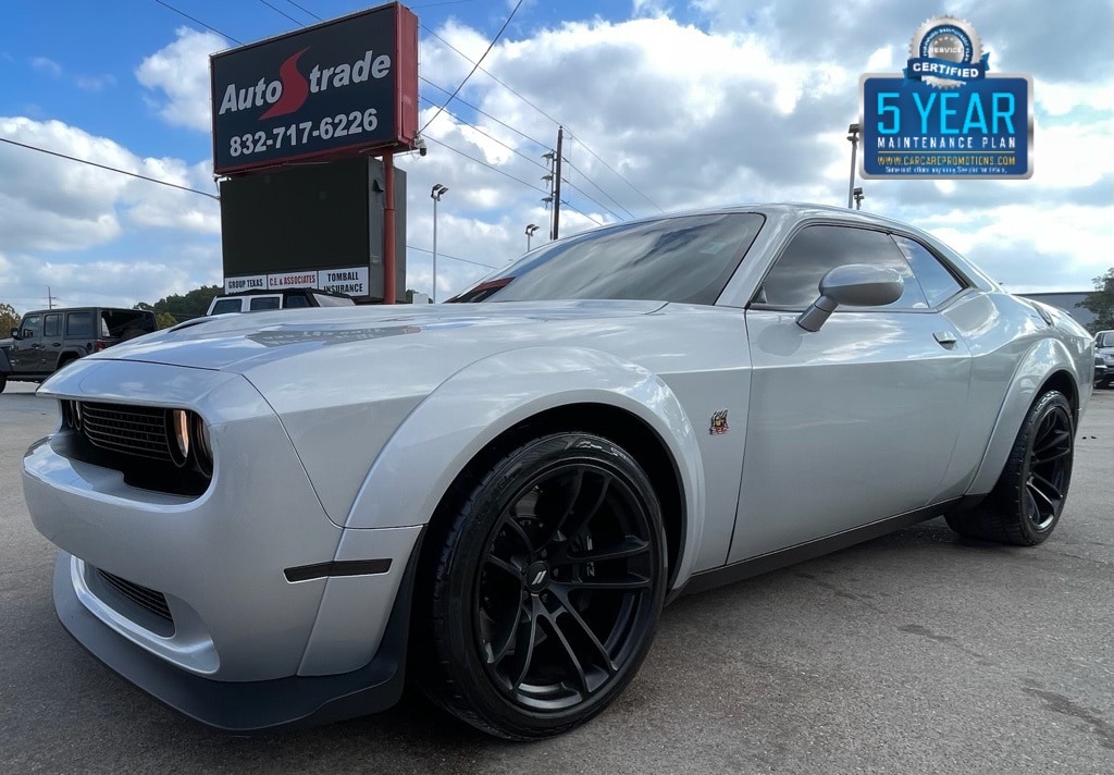 2023 Dodge Challenger R/T's photo
