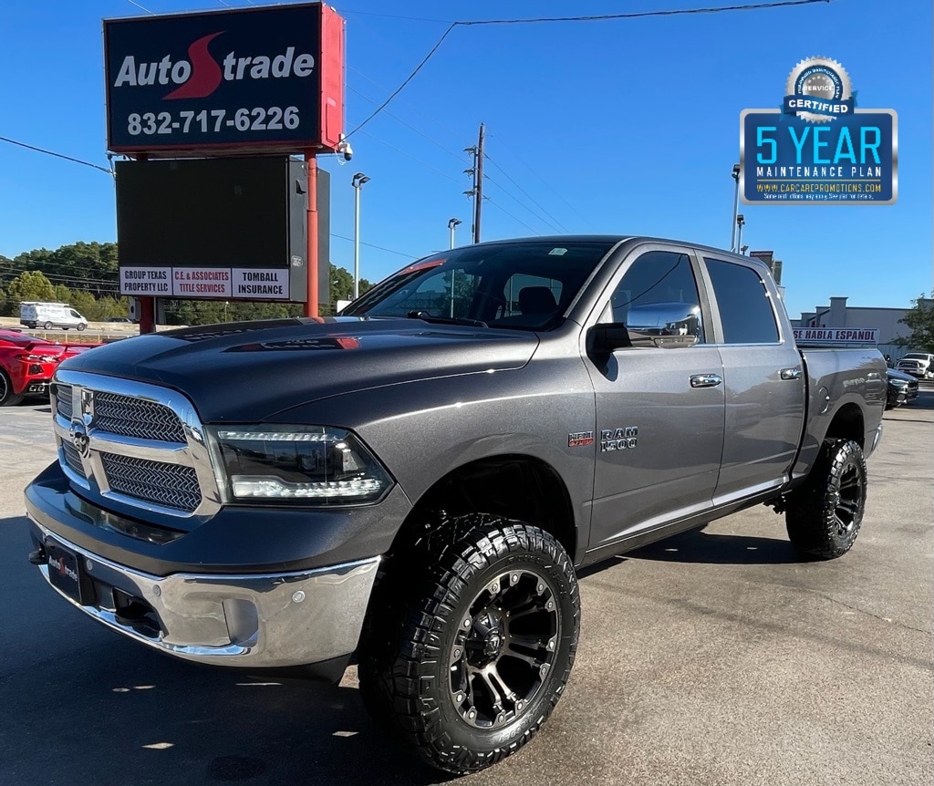 Used 2017 Ram 1500 SLT Truck Crew Cab