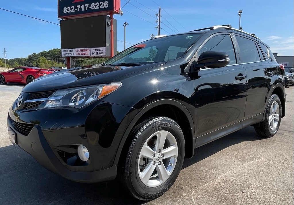 Used 2013 Toyota RAV4 XLE SUV
