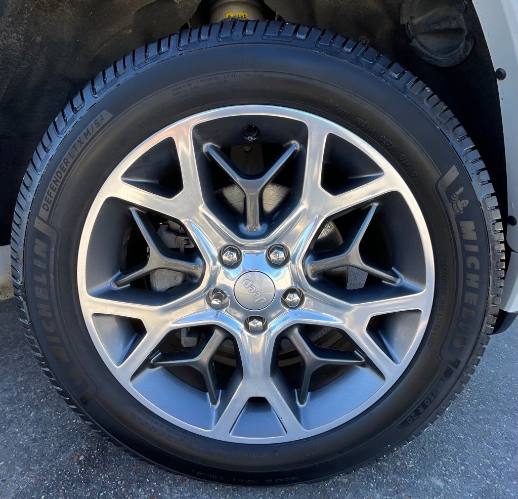 2019 Jeep Grand Cherokee Overland - Photo 16