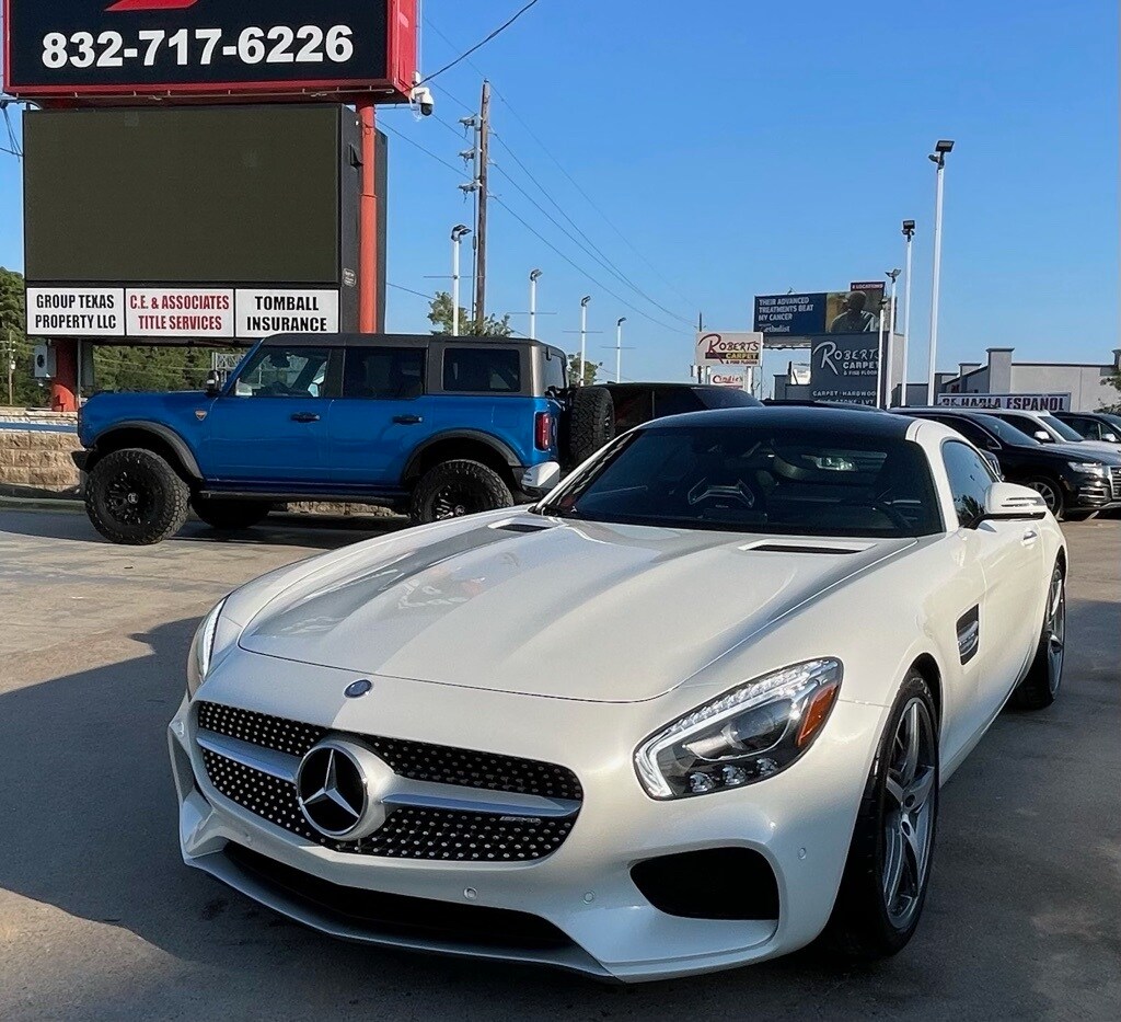 2017 Mercedes Benz AMG GT GT photo 3