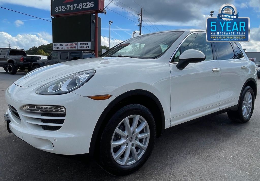 2011 Porsche Cayenne Base