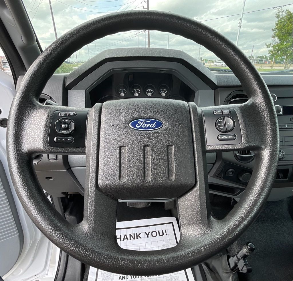 2018 Ford F-750 - Photo 18