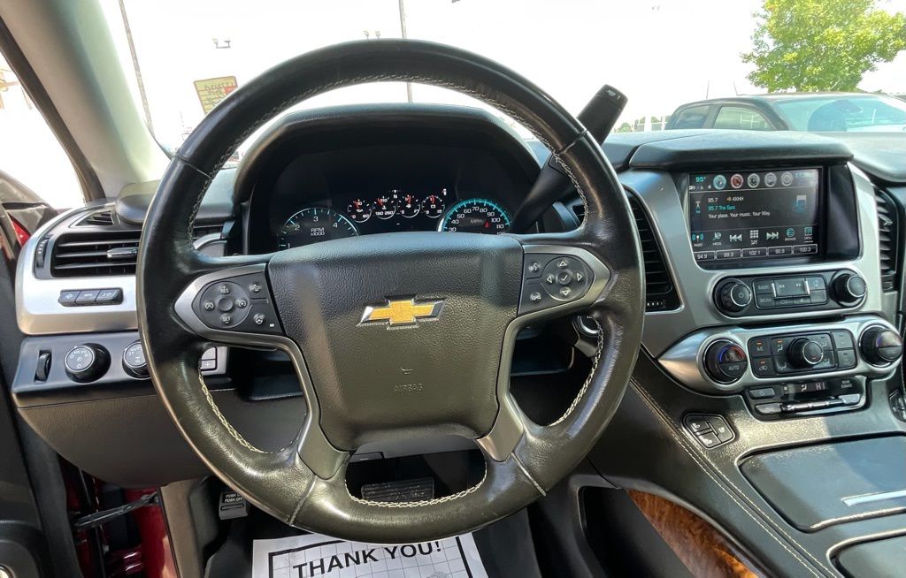 2019 Chevrolet Suburban Premier - Photo 21
