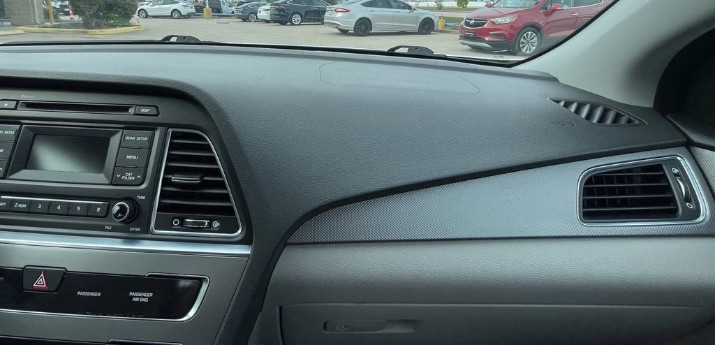 2015 Hyundai Sonata SE - Photo 25