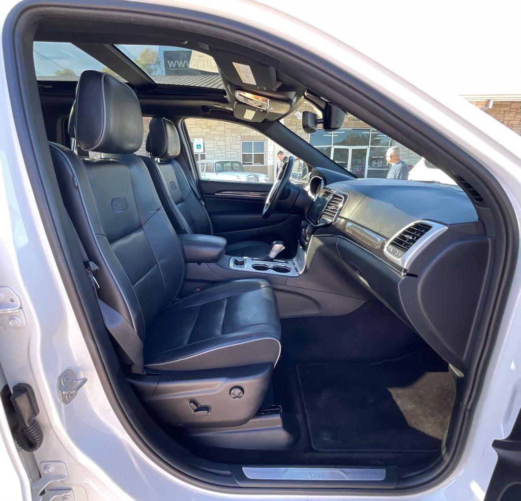 2019 Jeep Grand Cherokee Overland - Photo 30