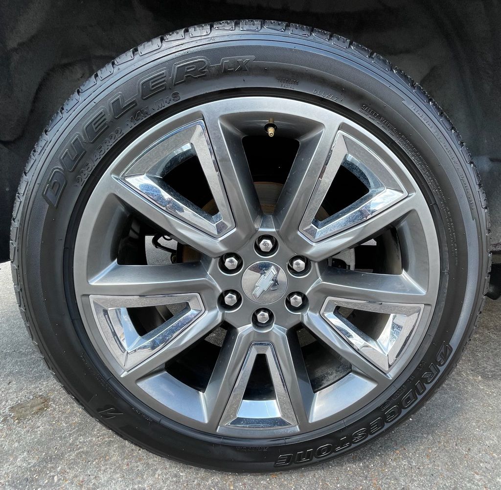 2019 Chevrolet Suburban Premier - Photo 15