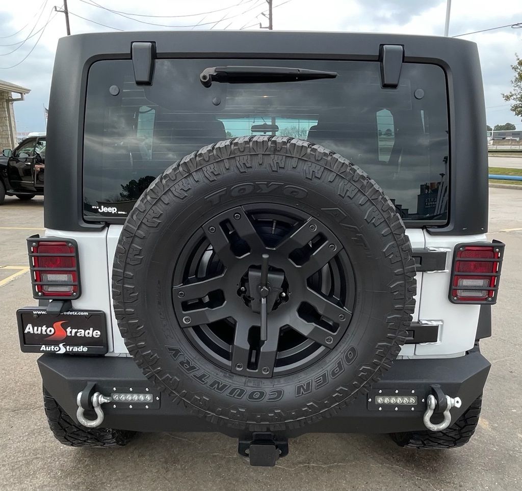 2017 Jeep Wrangler Unlimited Sport - Photo 10