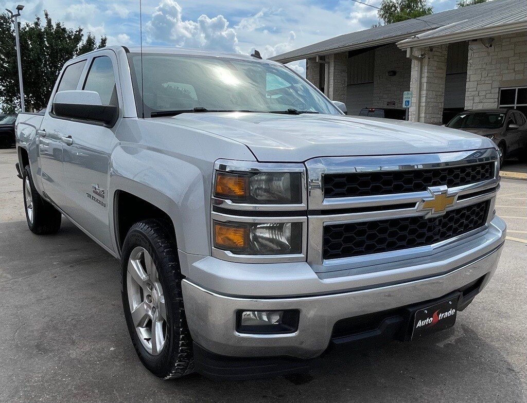 2014 Chevrolet Silverado 1500 LT photo 2