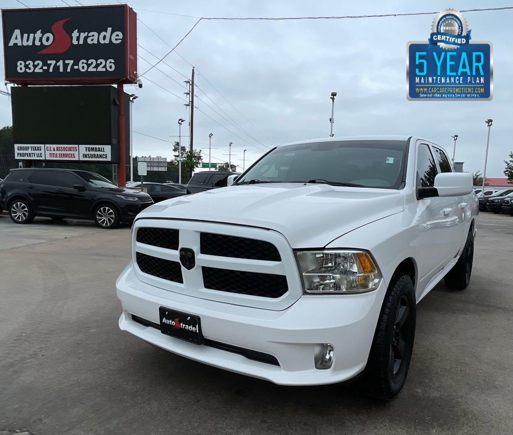 2014 RAM 1500 Express Crew Cab's photo