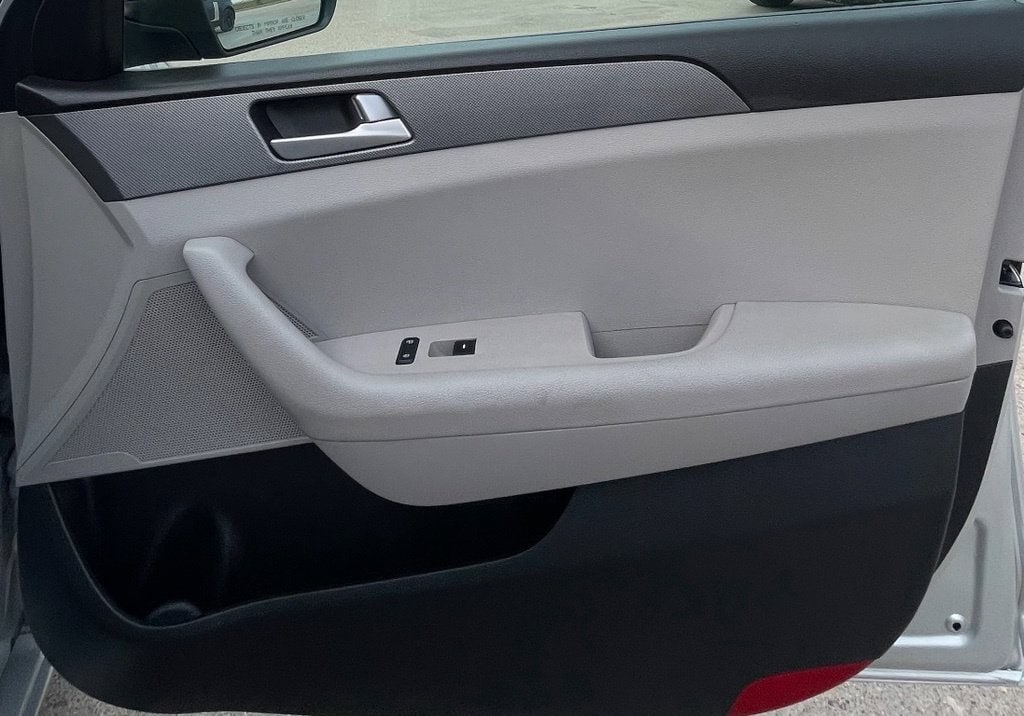 2015 Hyundai Sonata SE - Photo 29