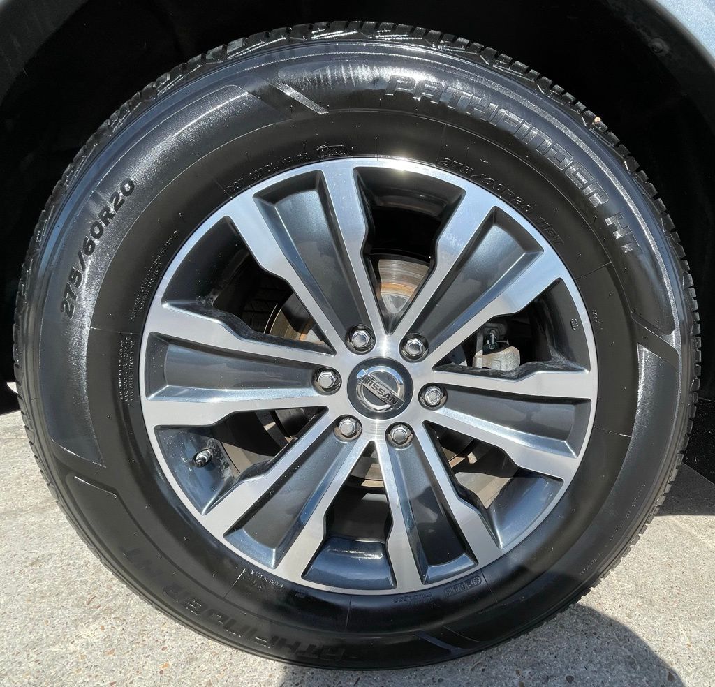 2020 Nissan Armada SL - Photo 19