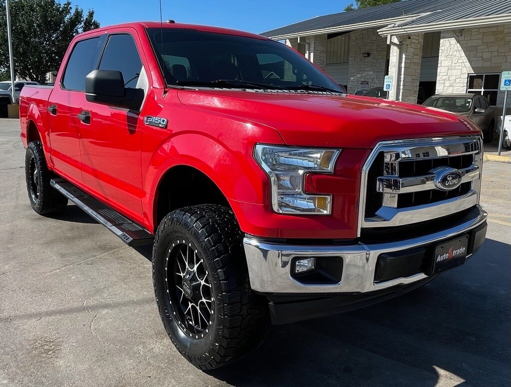 2017 Ford F-150 XLT photo 2