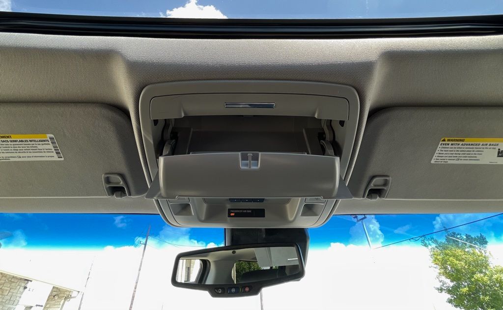 2019 Chevrolet Suburban Premier - Photo 31