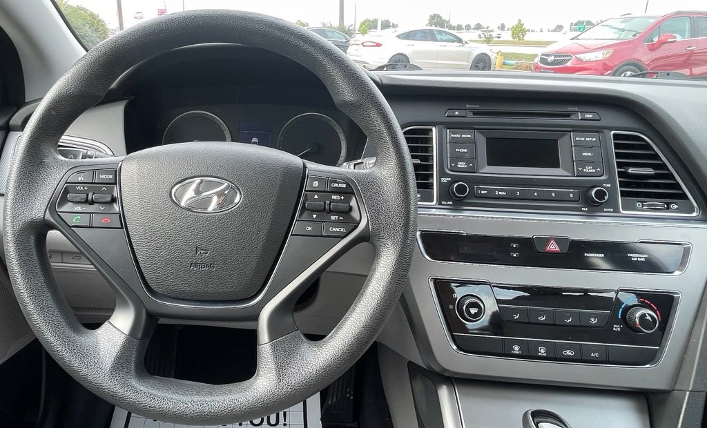 2015 Hyundai Sonata SE - Photo 14