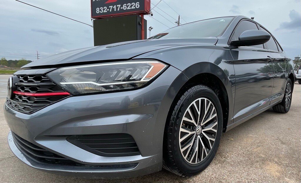 2021 Volkswagen Jetta 1.4T photo 3