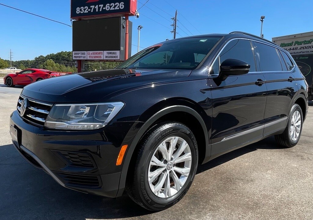 2018 Volkswagen Tiguan SE photo 3