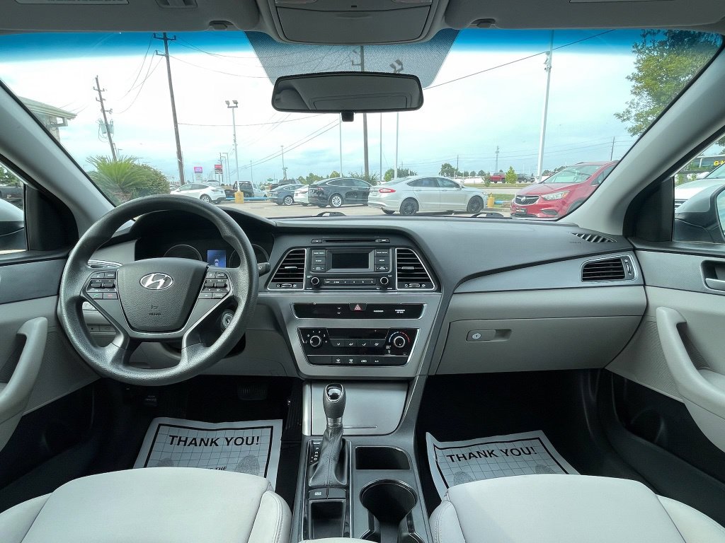 2015 Hyundai Sonata SE - Photo 23