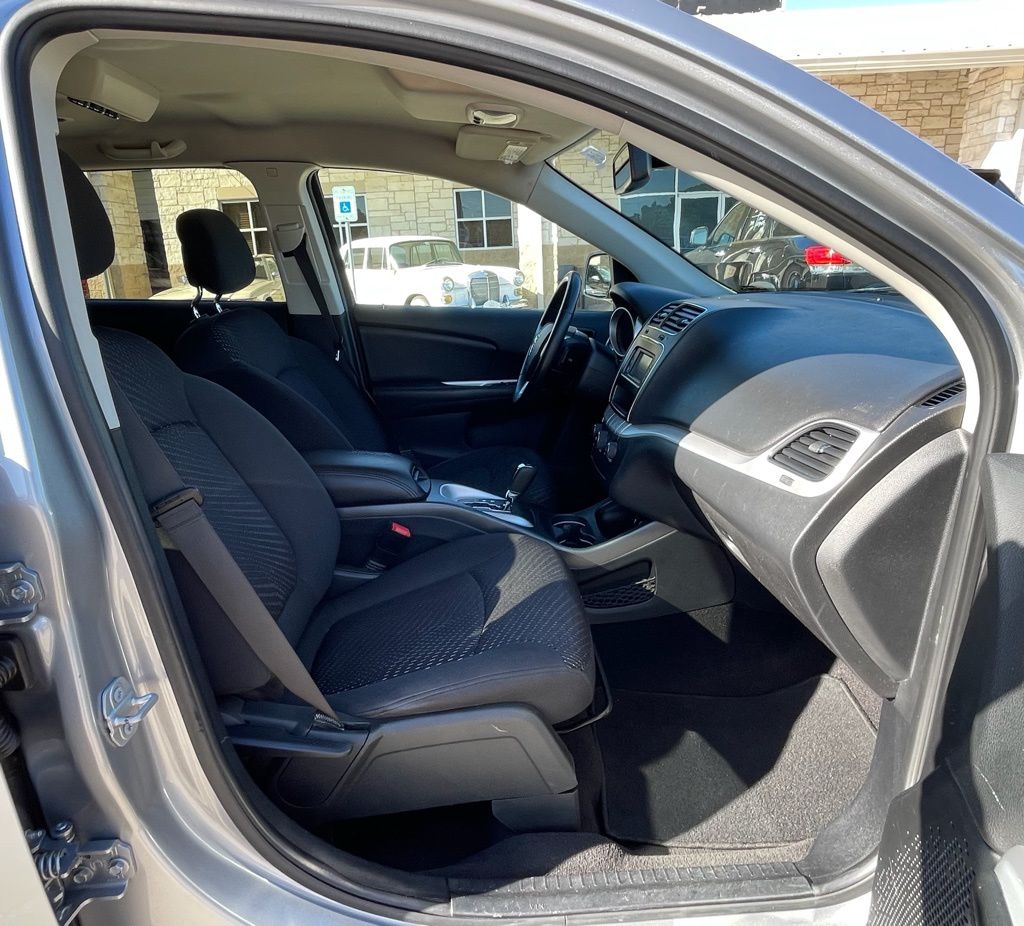 2018 Dodge Journey SXT - Photo 29