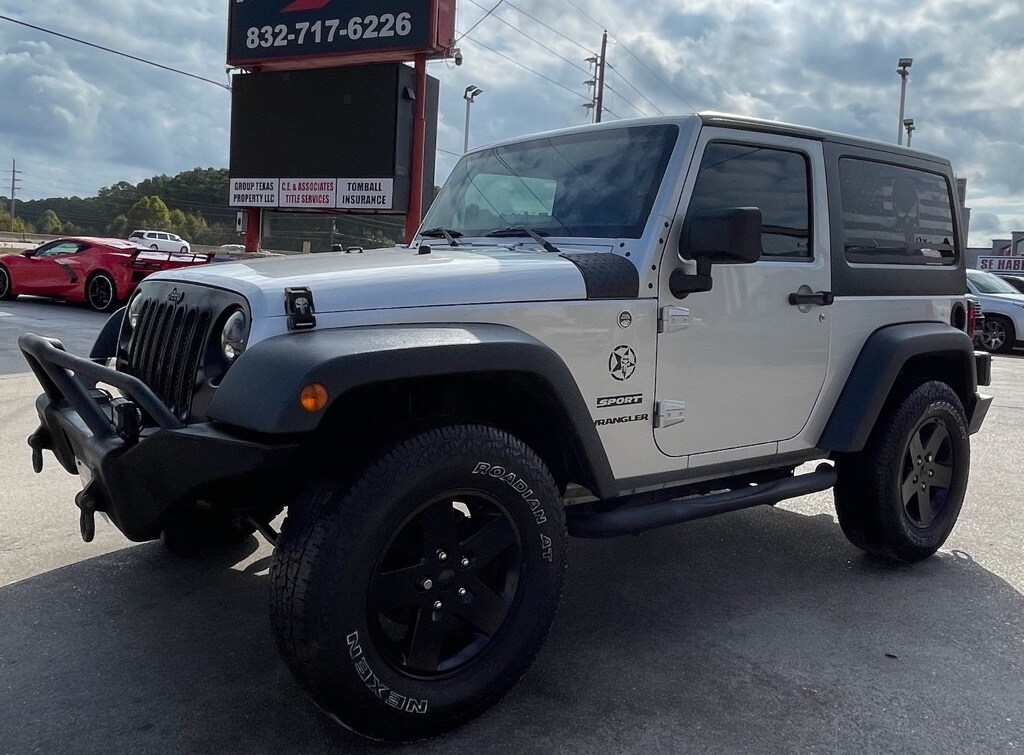 2011 Jeep Wrangler Sport photo 2