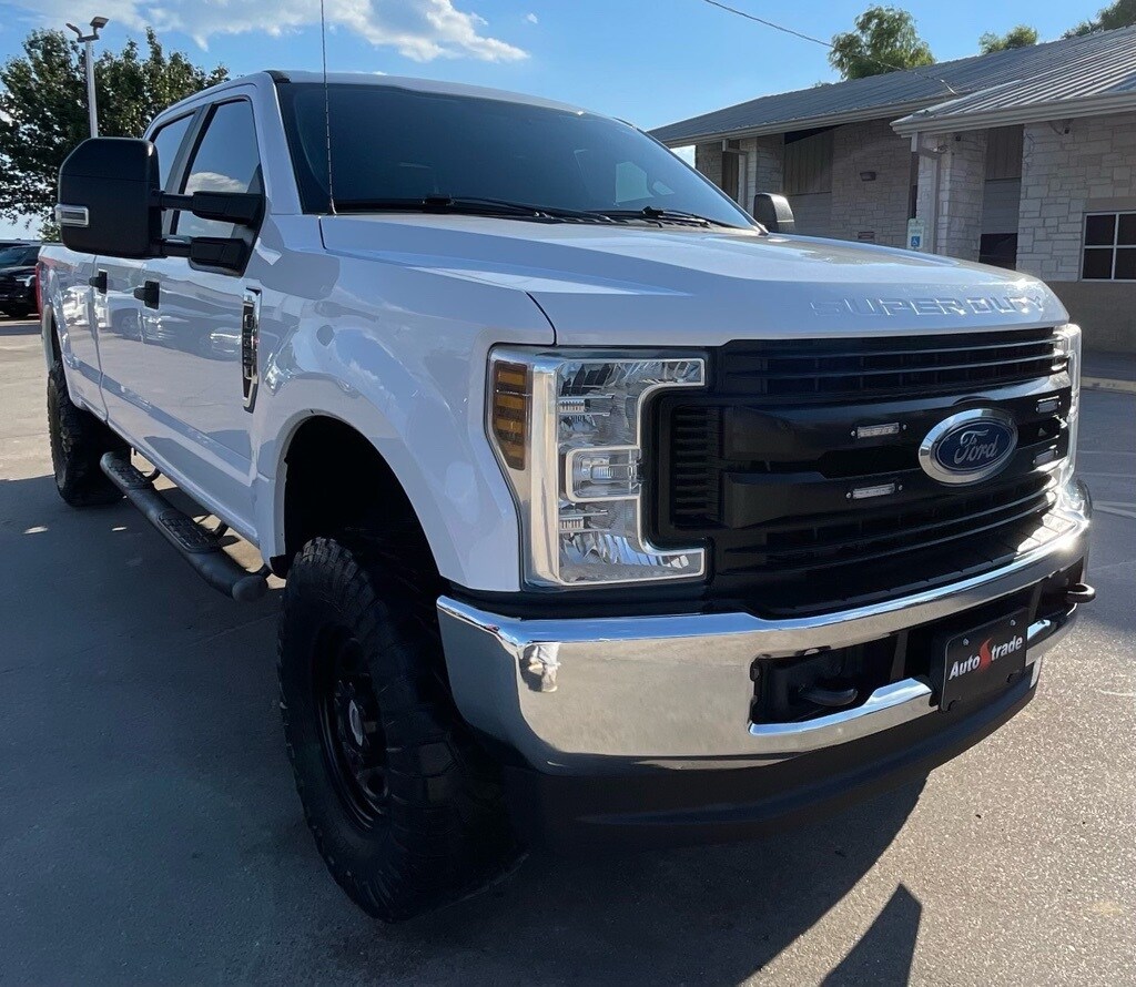 2018 Ford F-250 XL photo 2