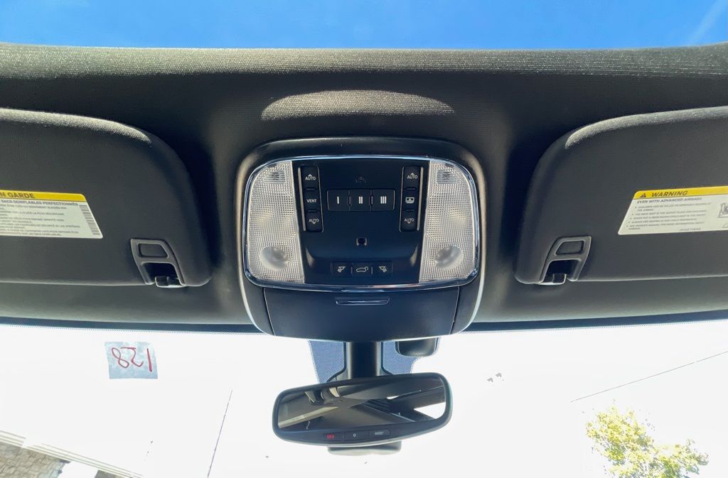 2019 Jeep Grand Cherokee Overland - Photo 28