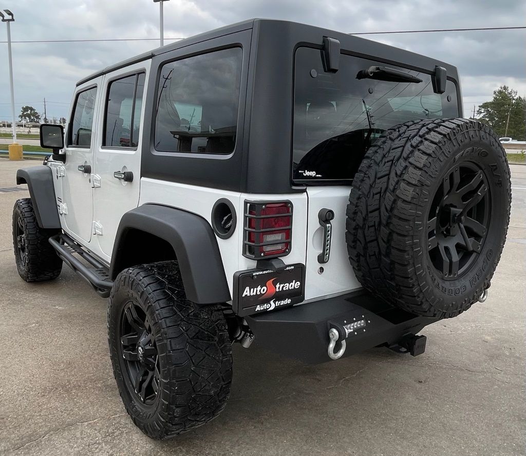 2017 Jeep Wrangler Unlimited Sport - Photo 6