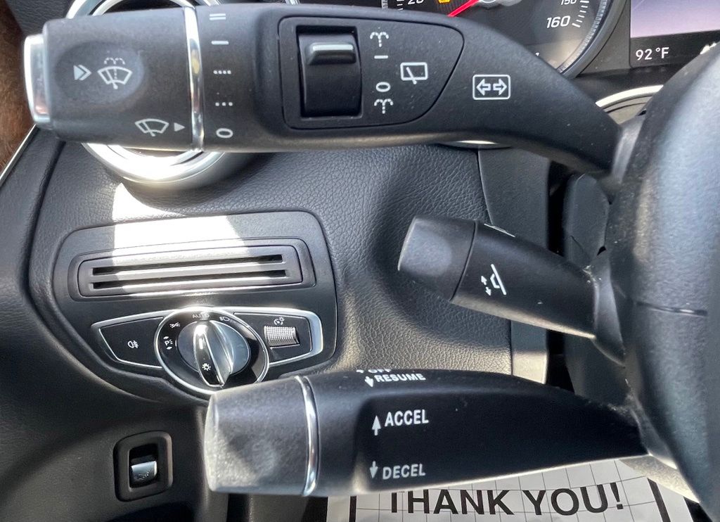 2016 Mercedes-Benz GLC GLC300 - Photo 17