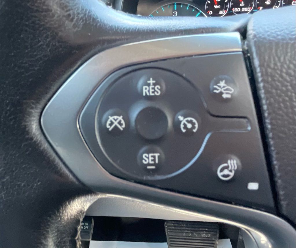 2019 Chevrolet Suburban Premier - Photo 24