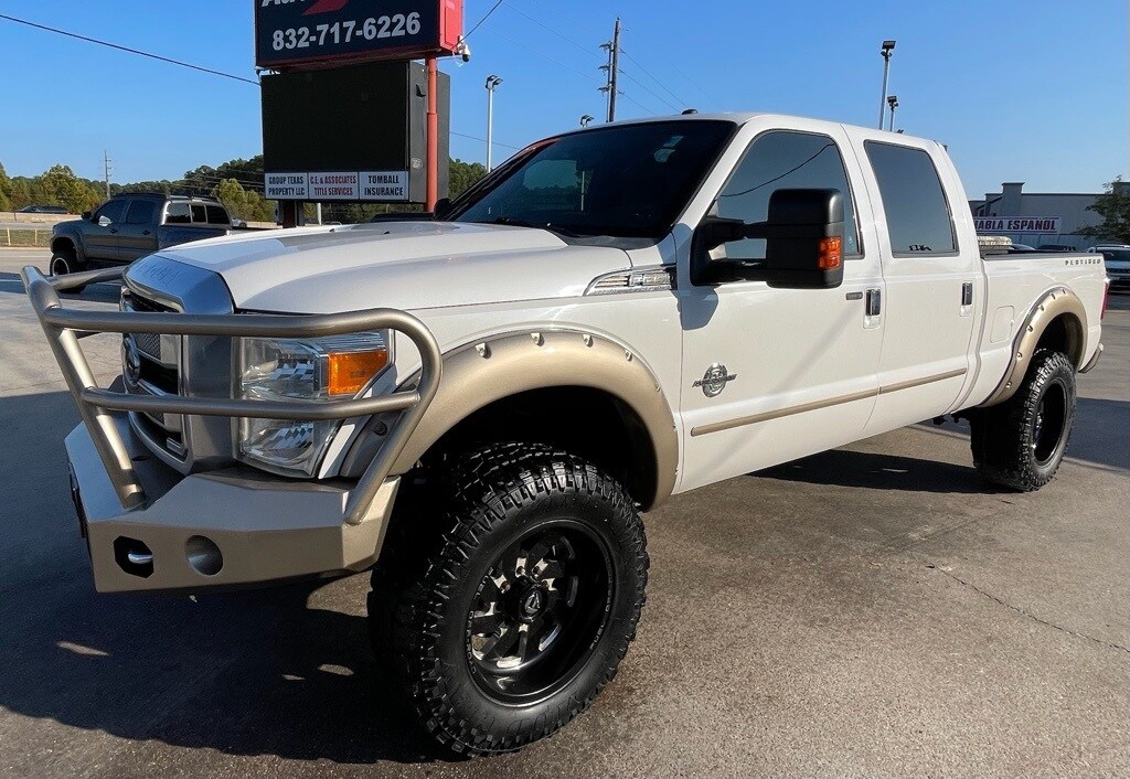 2015 Ford F-250 XLT photo 3